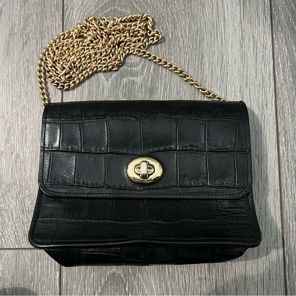 COACH Chain Embossed Black Crocodile Leather Bag - Picture 2 of 14